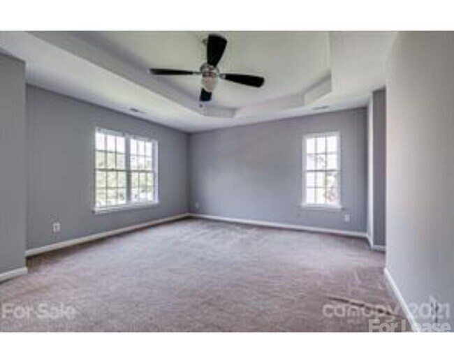 Building Photo - 1505 Niall Ln