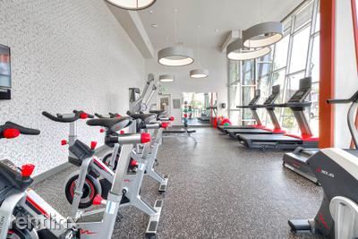 Building Photo - 315 1st Ave N