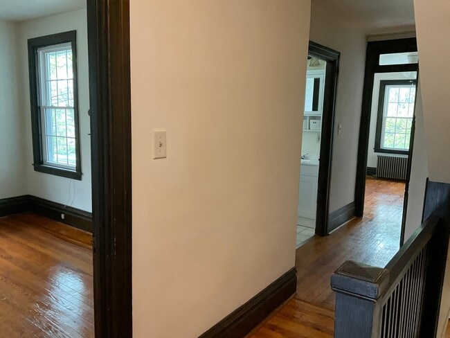 Building Photo - 229 Cocoa Ave