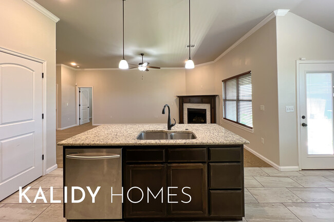 Building Photo - 4812 Crystal Hill Dr