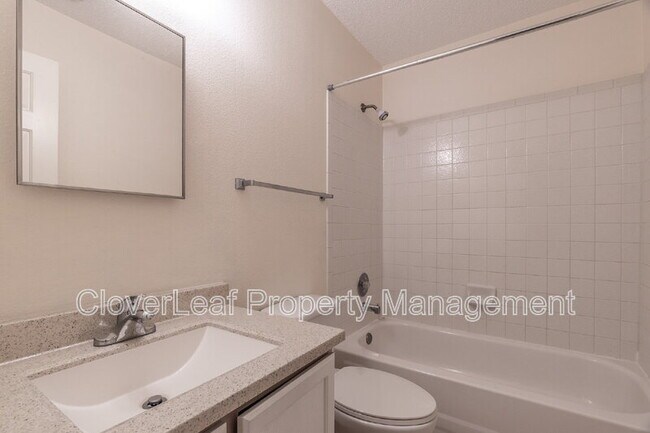 Building Photo - 1045 Stone Trail