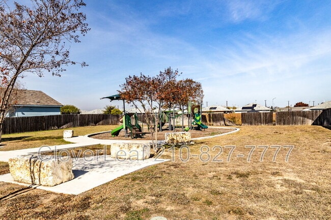 Building Photo - 302 Pradera Cove