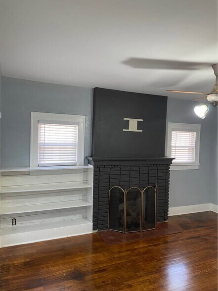 Building Photo - 1407 Hayes St