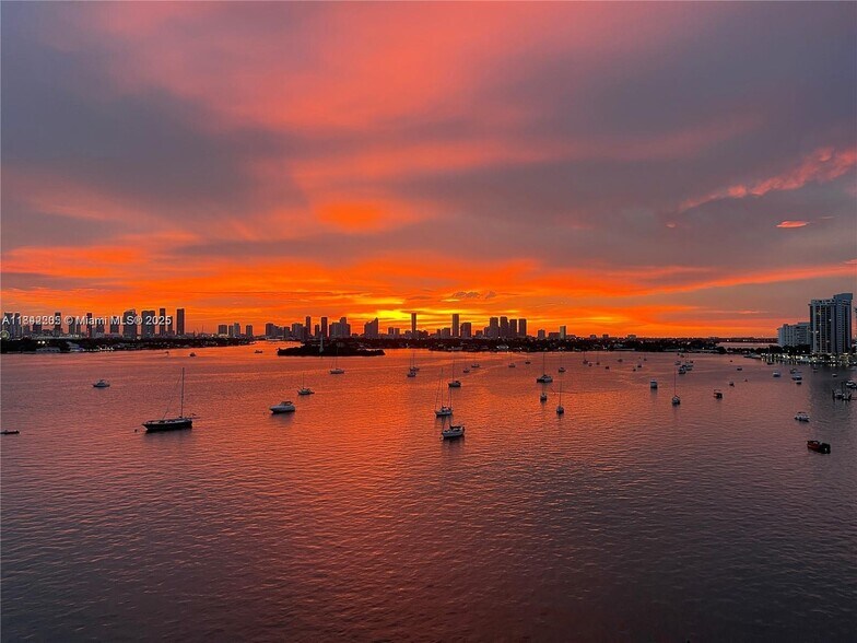 Building Photo - 1200 West Ave