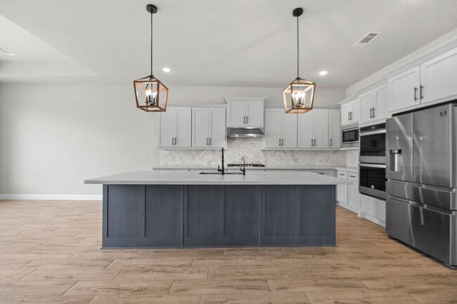 Building Photo - 4BR, 3BA Home Near Top-Rated Schools in a ...