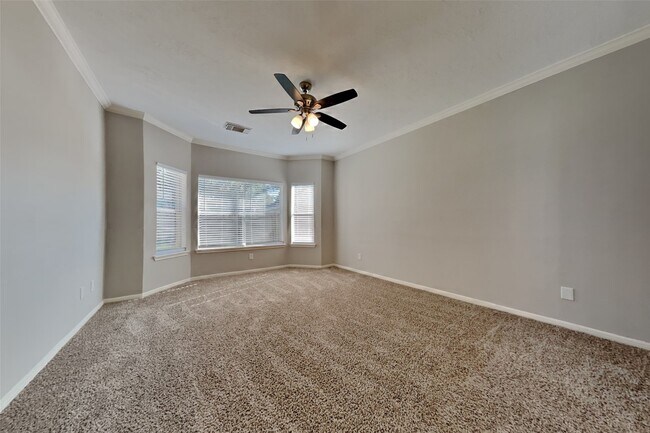 Building Photo - 30110 Granum Dr