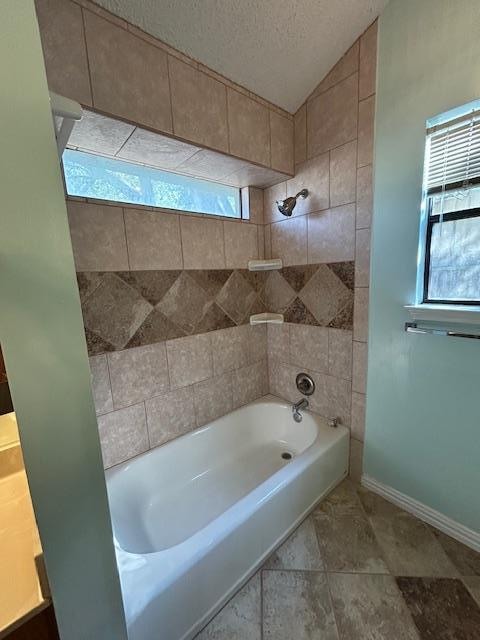 Building Photo - 2601 Oak Meadow Dr