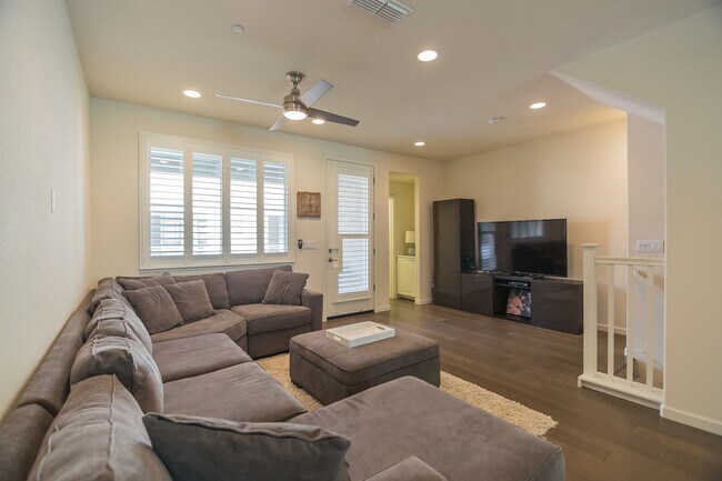 Living Room - 856 White Moonstone Loop