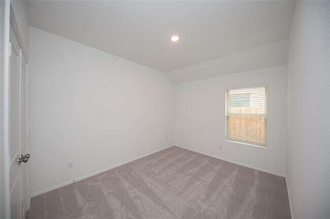 Building Photo - 7322 Bartoncliff