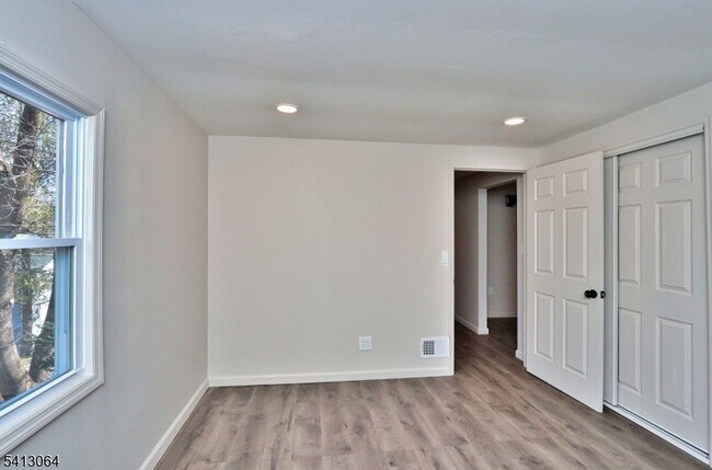 Building Photo - 75 Nolans Point Rd