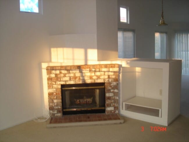 Building Photo - 1811 Stillspring Ct