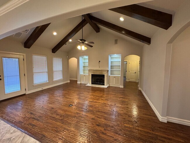 Building Photo - BIXBY - 3 bed, 2 bath, 3 car garage!!