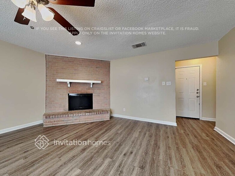 Building Photo - 509 Fox Dr