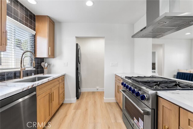 Building Photo - 1953 Federal Ave