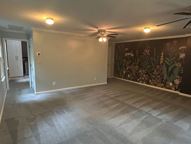 Building Photo - 5 Bed | 3.5 Bath House in Raleigh
