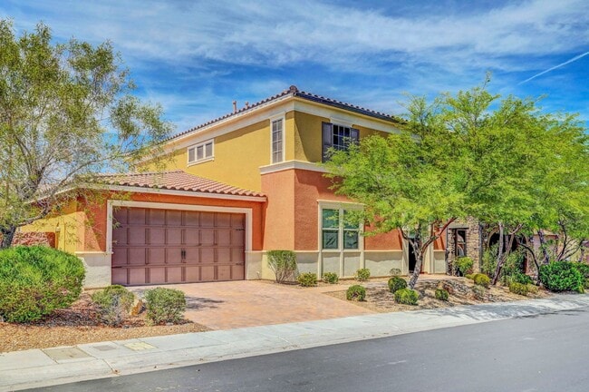 Primary Photo - 4 bedroom home with 2 primary bedrooms! On...