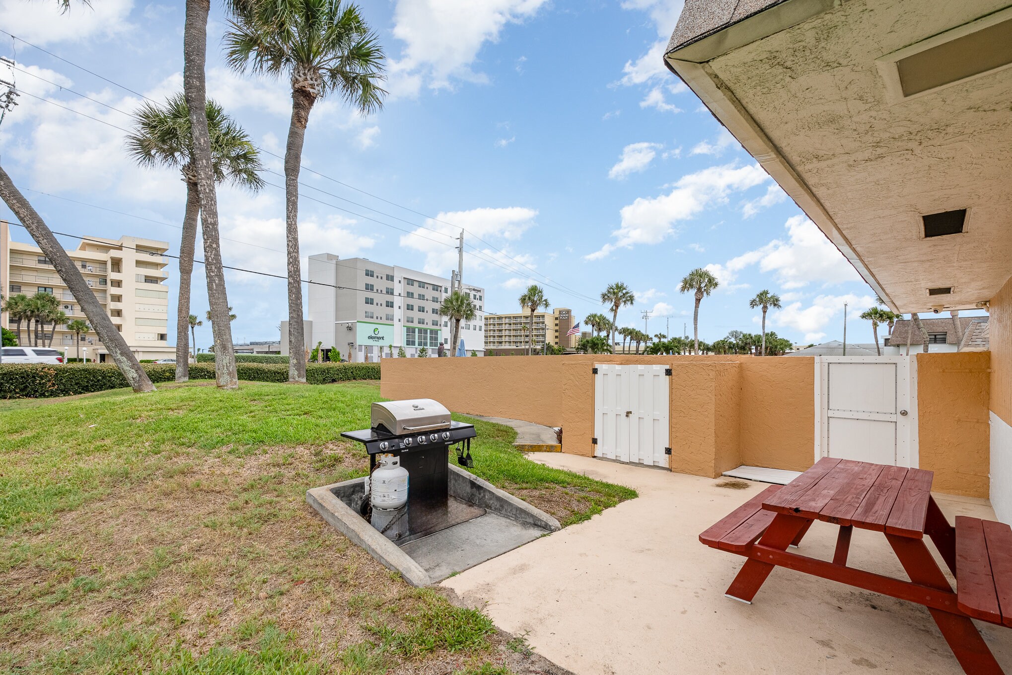 Building Photo - 2700 N Highway A1A