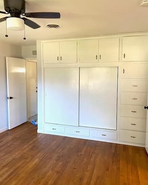 Building Photo - 1083 Thompson Ave