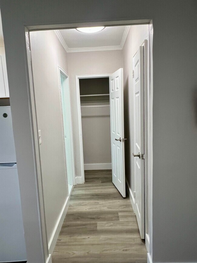 Building Photo - 7312 JFK Blvd E