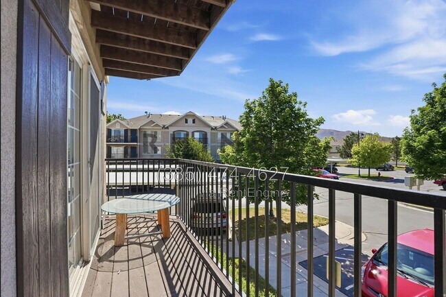 Building Photo - 14026 Sonora Way