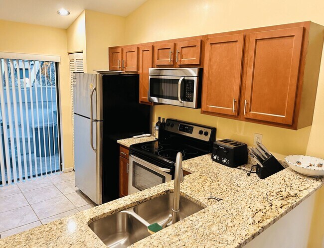 Building Photo - 5256 Myrtlewood Rd #22