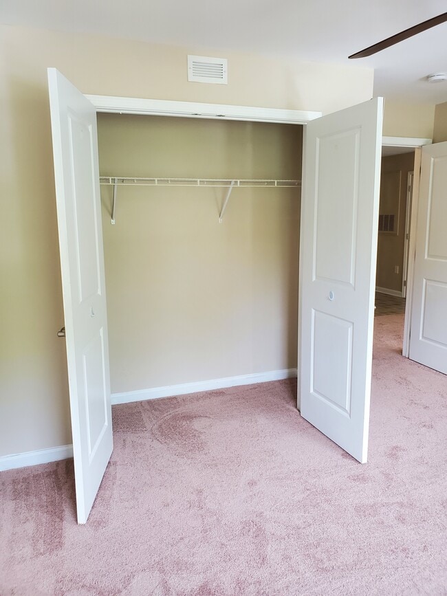 Building Photo - Bellemont Pointe Apartments