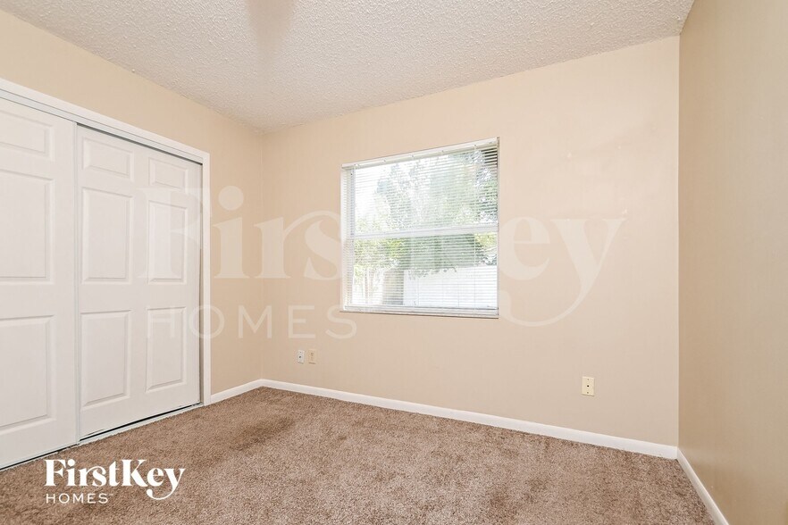 Building Photo - 1104 Tiburon Dr