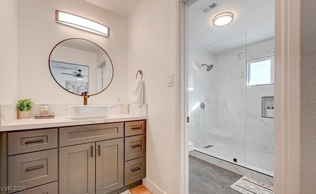 Building Photo - 1821 E Oakey Blvd