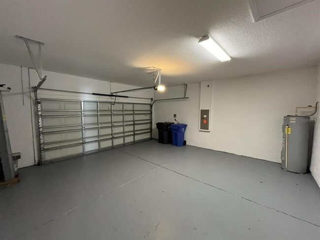 Building Photo - 12119 Ledbury Commons Dr