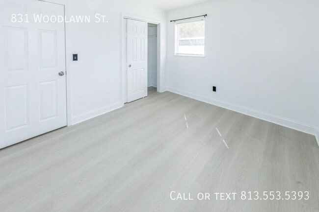 Building Photo - 831 Woodlawn St