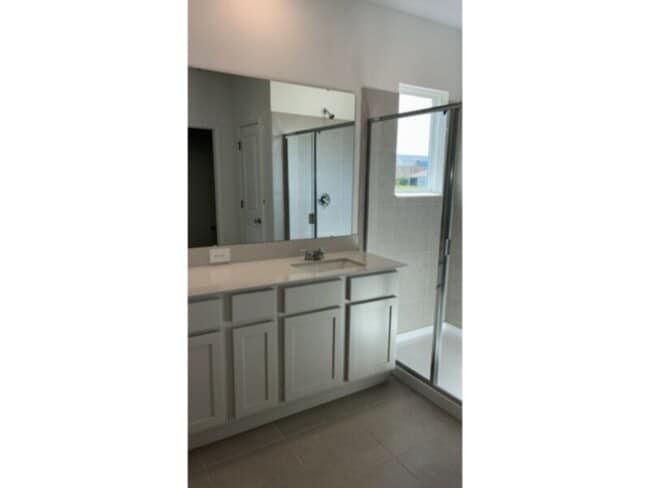 Building Photo - BRAND NEW 3 bedroom 2.5 bath with 2 car ga...
