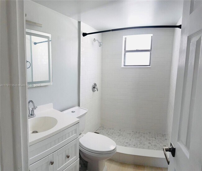 Building Photo - 6375 W 27th Way