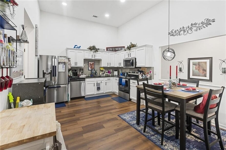 Building Photo - 4909 Truitt Ln