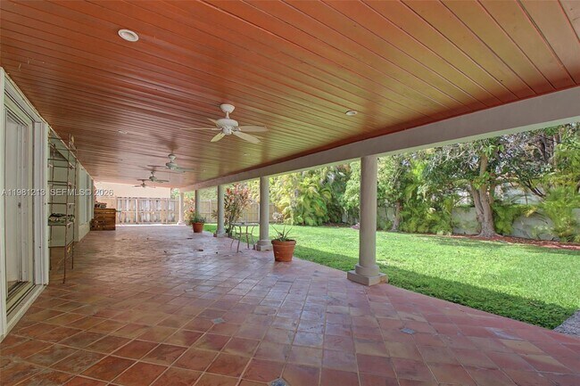 Building Photo - 19920 Cutler Ct