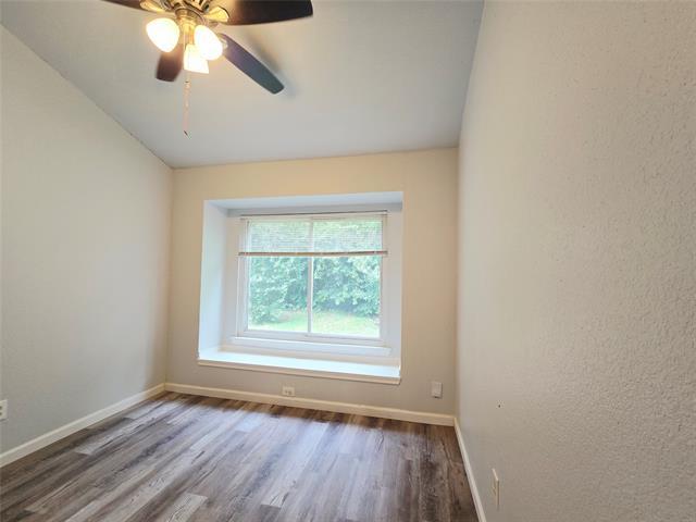 Building Photo - 6016 Glenwood Dr
