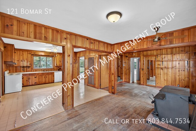 Building Photo - 121 Bomar St