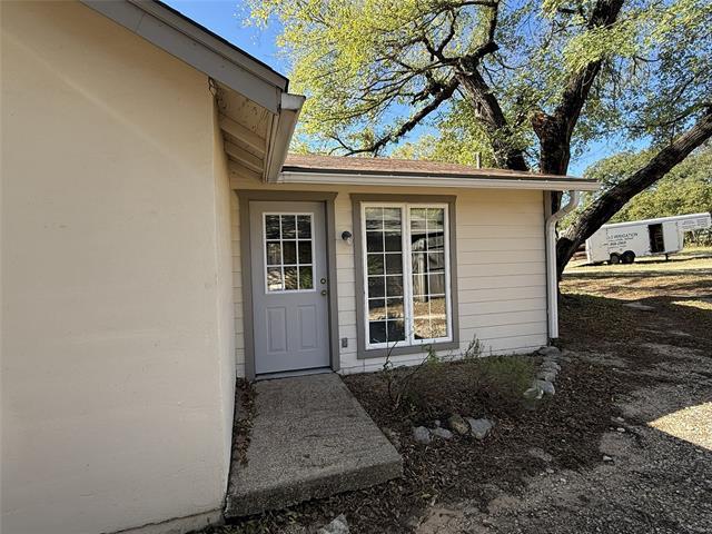 Building Photo - 702 SW Barnard St