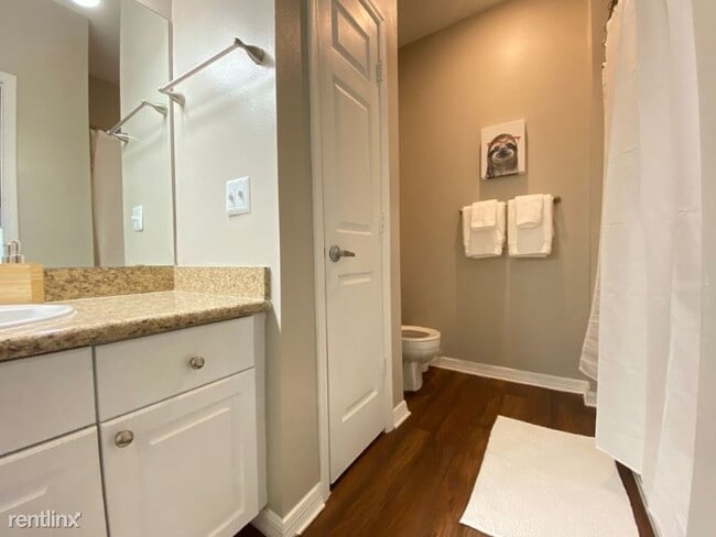 Building Photo - 2 br, 2 bath Townhome - 3401 Skysail Place