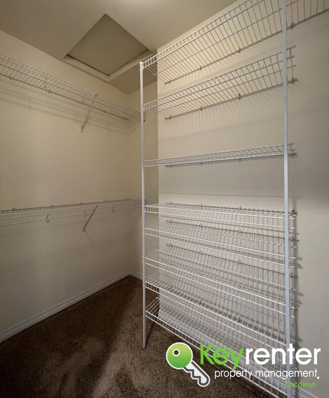 Building Photo - Luxury View Home in Gas Lamp Terrace, near...