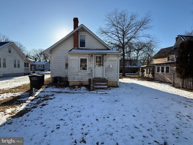 Building Photo - 19 Oakland Ave