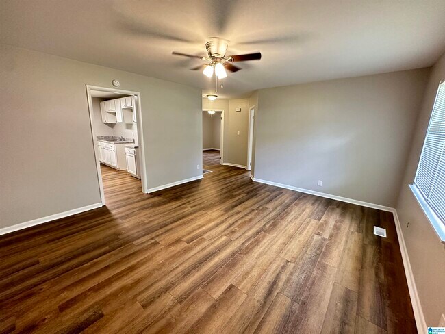 Building Photo - 6220 Cole Ave