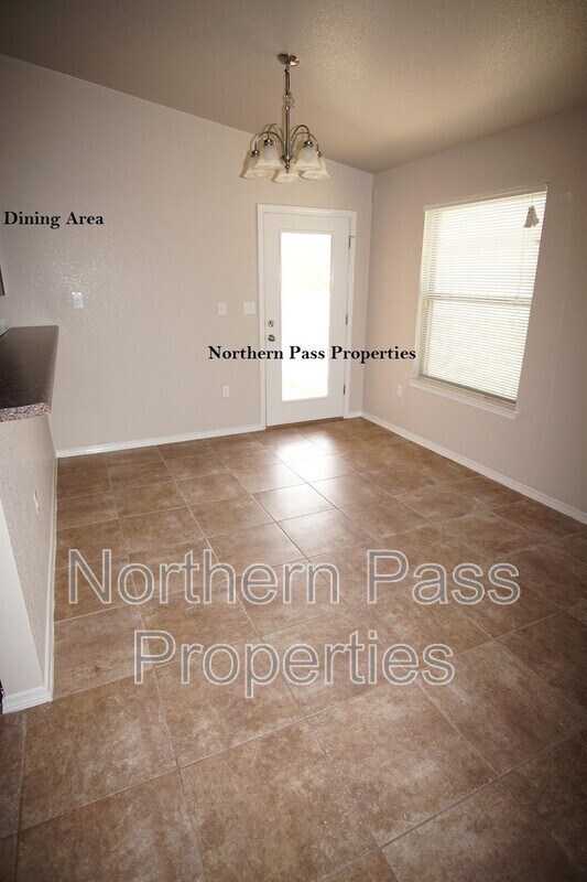 Building Photo - 10692 Canyon Sage Dr