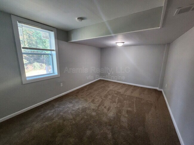 Building Photo - 245 Argus Cir NW