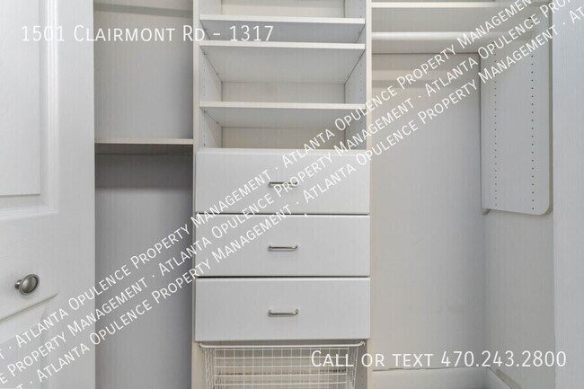 Building Photo - 1501 Clairmont Rd