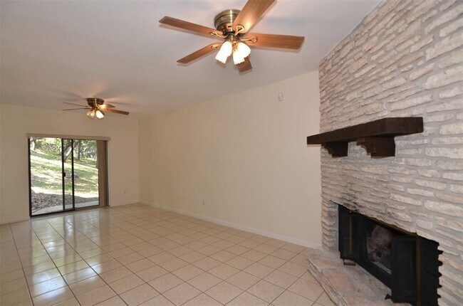 Building Photo - 4714 David Thomas Rd