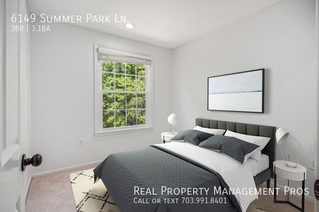 Building Photo - 6149 Summer Park Ln