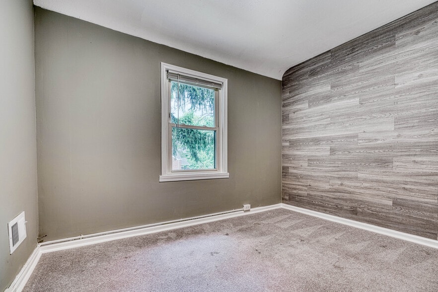 Building Photo - 5 Sunship Rd