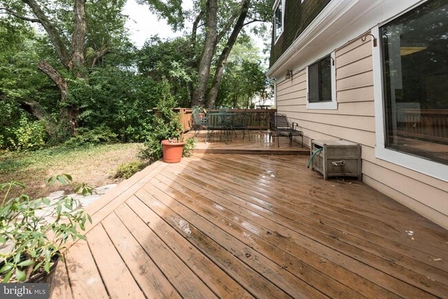 Building Photo - 515 Aspen Dr