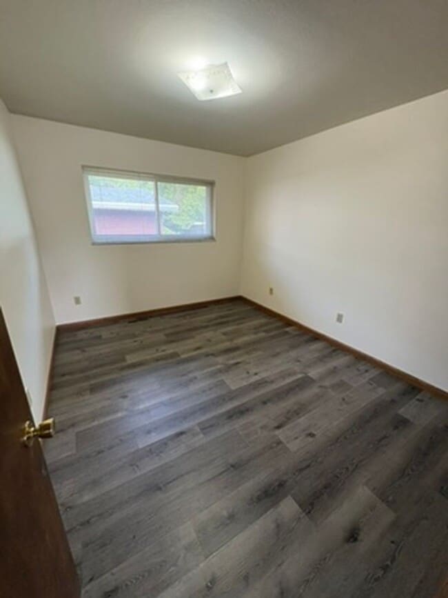 Building Photo - 2407 Plum St