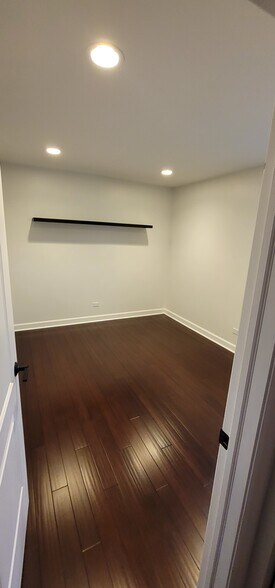 Building Photo - 1147 Needham Rd